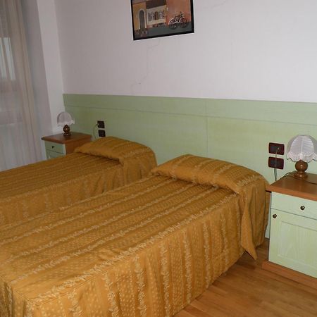 Hotel Ristorante Il Pirata San Vito di Leguzzano Bilik gambar