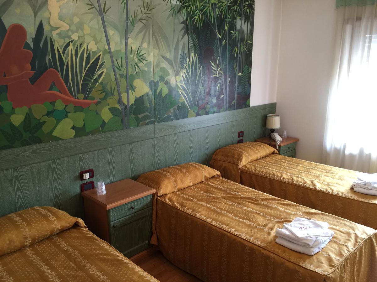 Hotel Ristorante Il Pirata San Vito di Leguzzano Luaran gambar